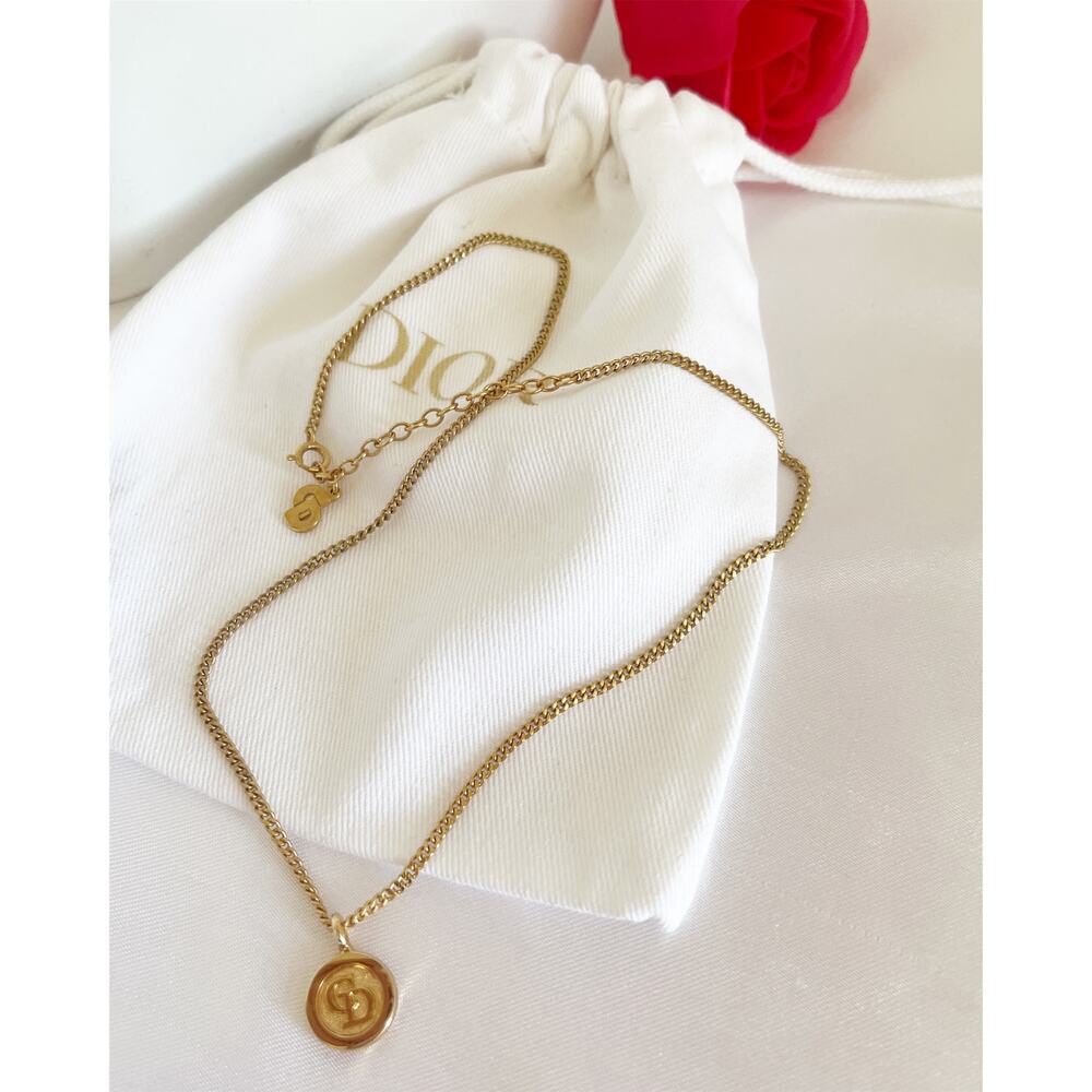 Christian Dior Interlocking Gold Circle Pendant Necklace